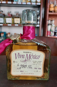 Tequila Viva México Extra Añejo 5 años 100% Agave - 700 ml botellas 193 de 210; 131 de 210 Predio: La Roblada